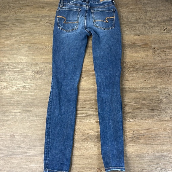 American Eagle Women’s High Rise Distressed Jegging, size 00 - Picture 10 of 10